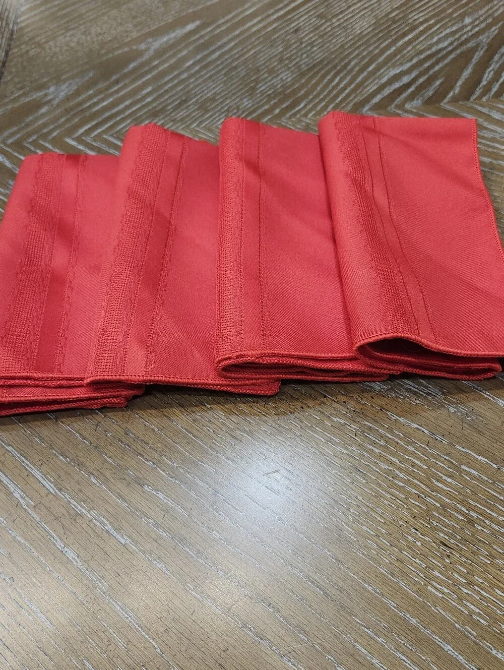Vintage Pier 1 Napkin Rings Gold & Red Beaded Set of 4 - And 4 Red Napkins